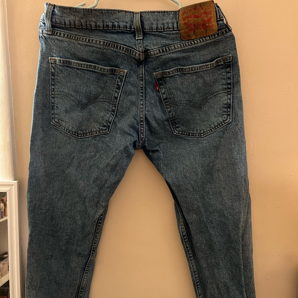 Levi jeans
